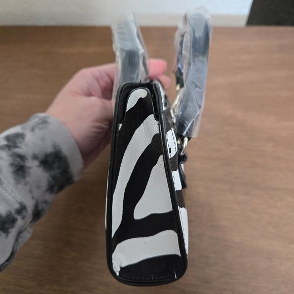 #253 For Your Ease Only (Lori Greiner) Zebra Print Satchel – NWOT - Picture 3 of 8